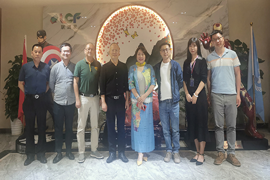 江门国家高新区领导莅临熊猫体育参观调研