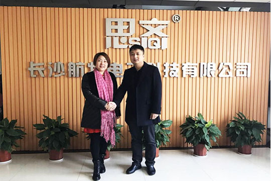 心融合 铸造品牌辉煌—熊猫体育