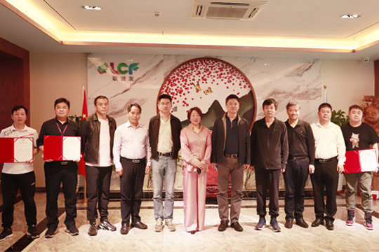 热烈祝贺熊猫体育智能制造数字工厂项目启动会顺利召开