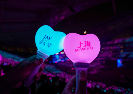 熊猫体育LED屏和荧光棒闪耀周杰伦上海演唱会（第三场）