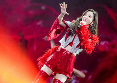 于文文无锡演唱会,熊猫体育舞台LED透明屏闪耀全场